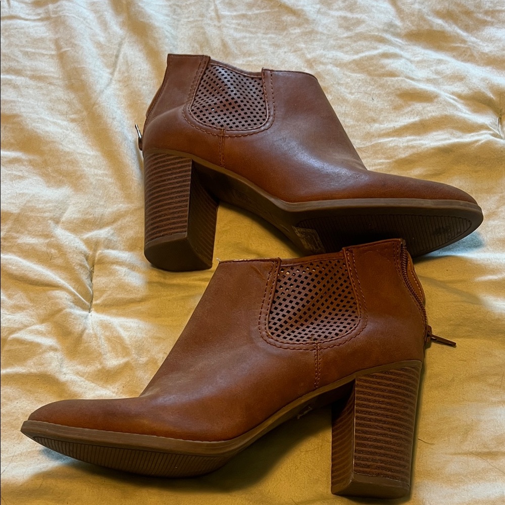 Style & Co. Brown Ankle Booties